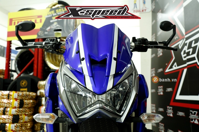 Kawasaki z800 nổi bật trong bộ áo xanh đầy phong cách - 3