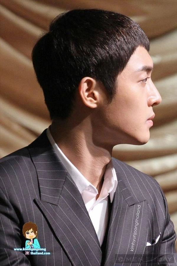 Kiểu tóc ấn tượng và nam tính của kim hyun joong - 32