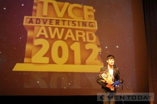 Kim soo hyun người mẫu quảng cáo của năm - 2