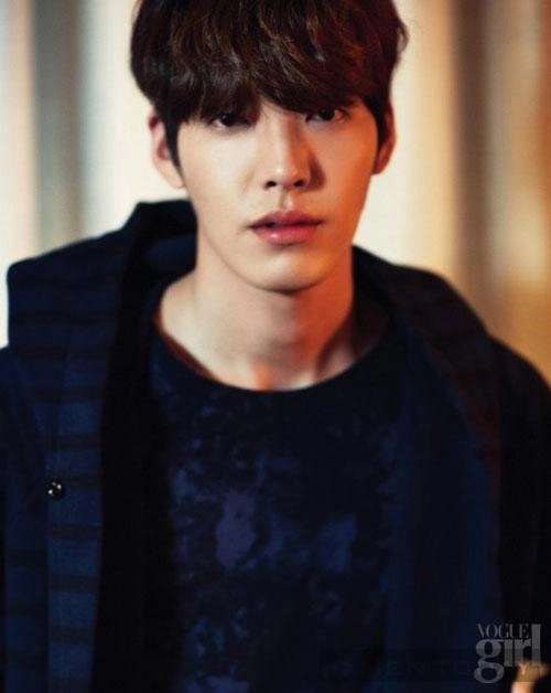 Kim woo bin mạnh mẽ và cuốn hút trên các tạp chí - 3