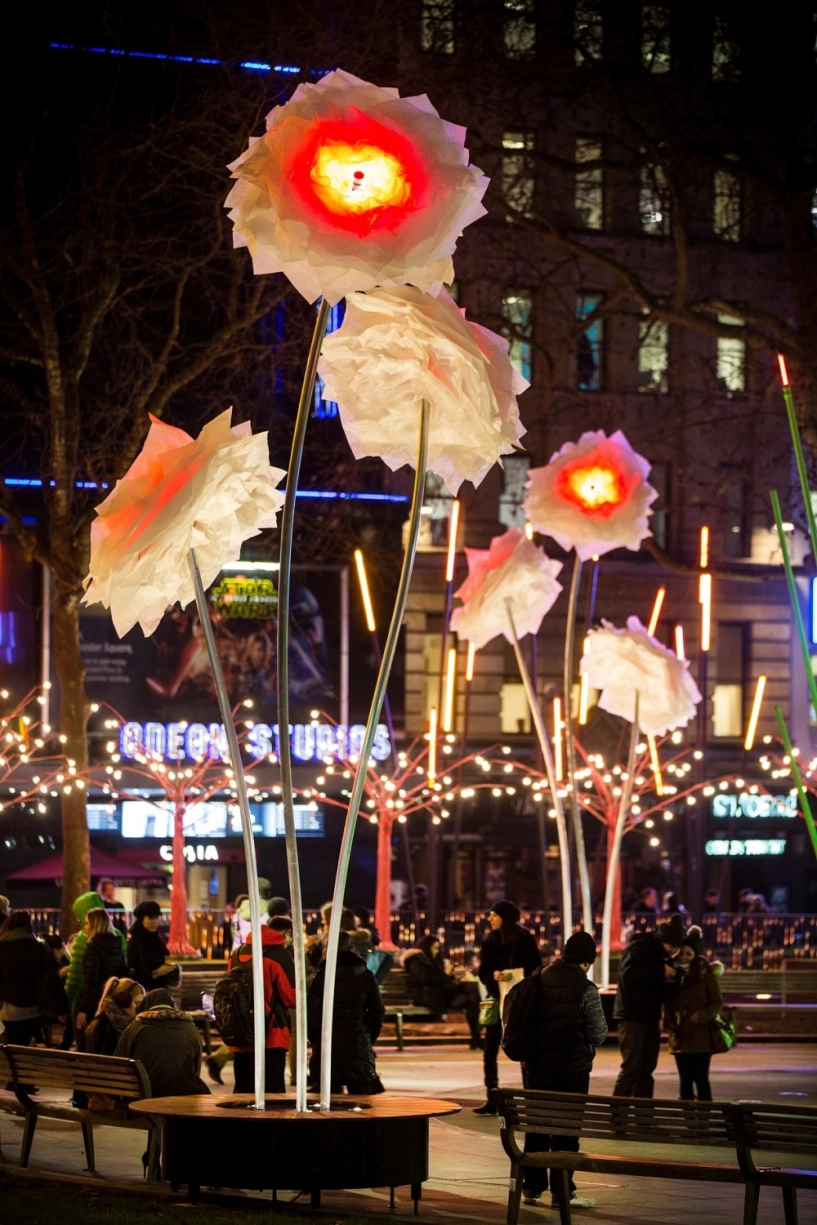 Lạc trong thánh đường ánh sáng ở london - 6