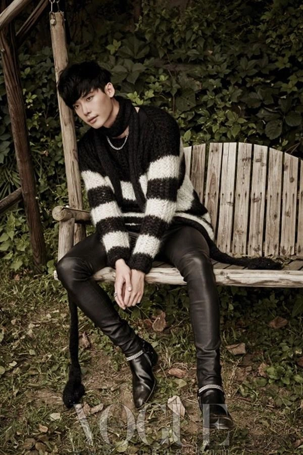 Lee jong suk đa phong cách trên các tạp chí tháng 10 - 4