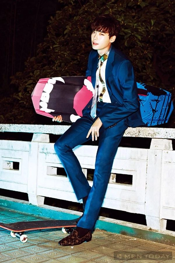 Lee jong suk đa phong cách trên các tạp chí tháng 10 - 19
