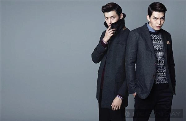 Lee jong suk và kim woo bin quyến rũ lịch lãm với tóc pompadour - 2