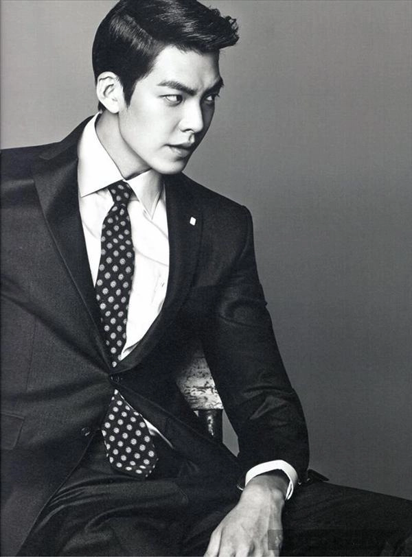 Lee jong suk và kim woo bin quyến rũ lịch lãm với tóc pompadour - 21