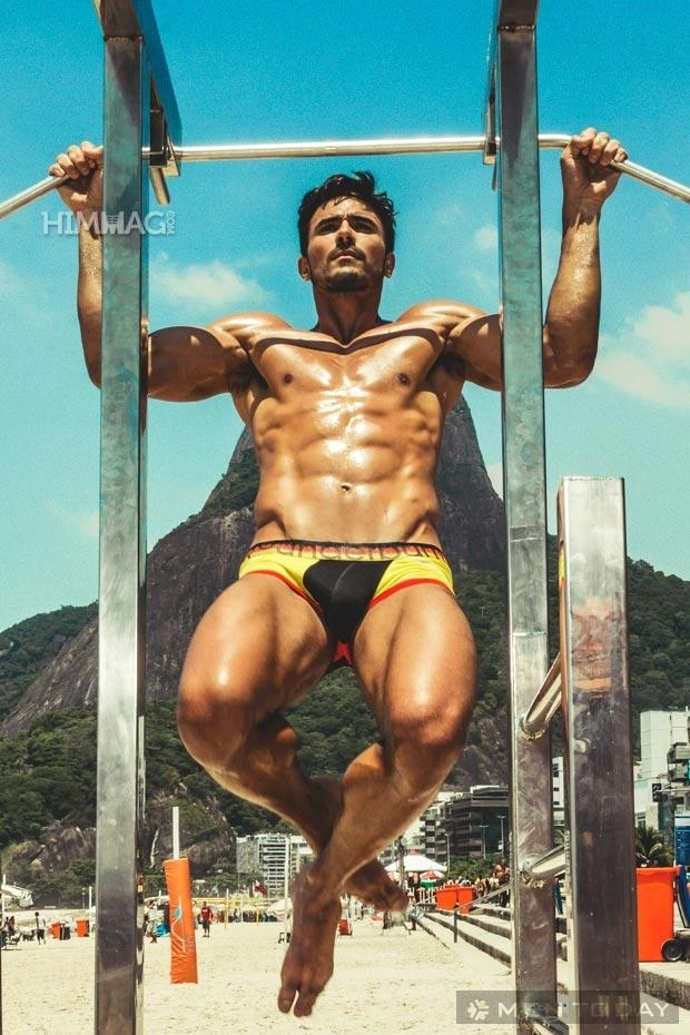 Lucas gil khoe hình thể cực đẹp cùng underwear - 5