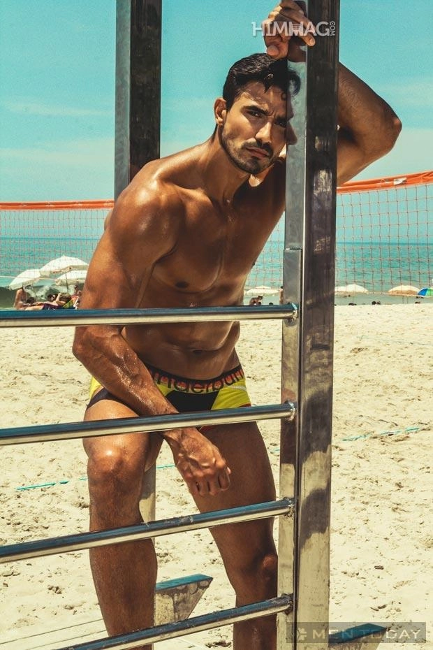 Lucas gil khoe hình thể cực đẹp cùng underwear - 7
