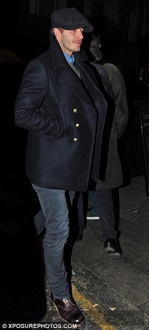 Mix pea coat lịch lãm và quyến rũ như david beckham - 4