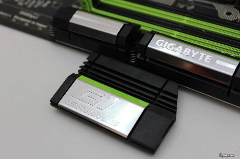 Mở hộp bo mạch chủ gigabyte g1 sniper b6 tiếp nối thành công - 19