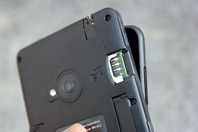 Mở hộp lumia 625 chính hãng màn hình khủng - 5
