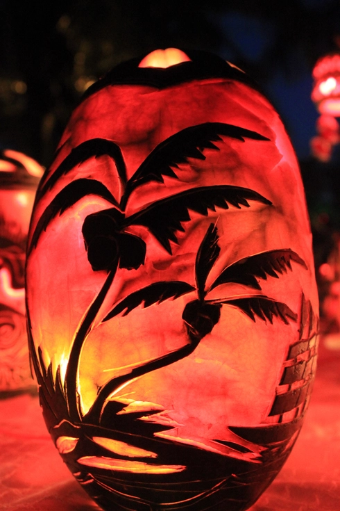 Ngắm lồng đèn điêu khắc từ hoa quả - 7
