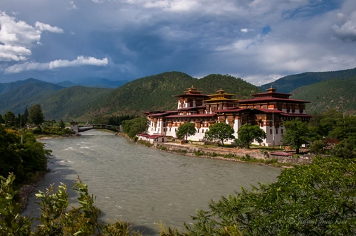 Nghĩ về cái chết - cách tận hưởng niềm vui ở bhutan - 2