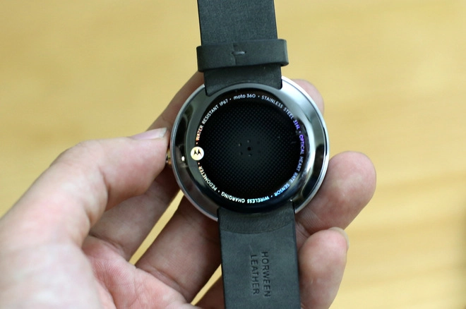 Những hình ảnh đầu tiên của moto 360 ở việt nam - 5