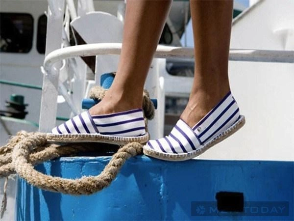 Những kiểu giày dép dành cho nam mùa hè - 12