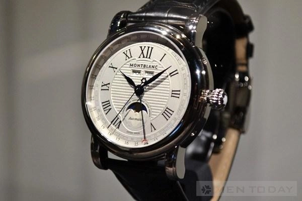 Những mẫu đồng hồ đáng chú ý tại triển lãm sihh 2013 - 5