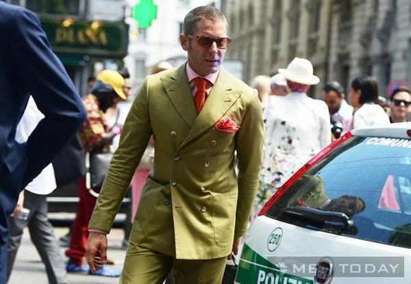 Những quý ông thời trang trên đường phố milan paris - 15