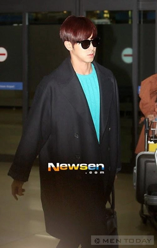 Những sao nam k-pop có thời trang sân bay ấn tượng 2012 - 7