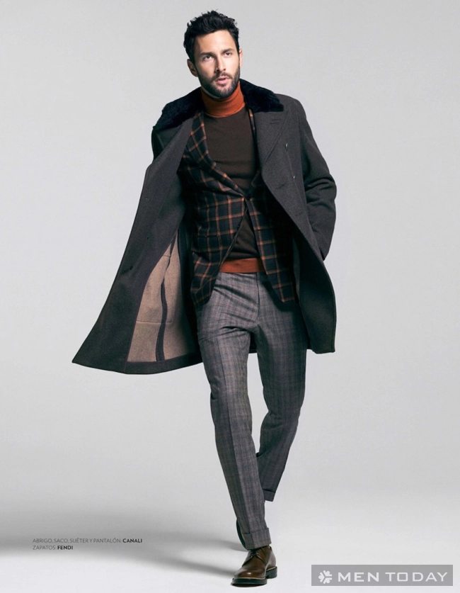 Noah mills và andres velencoso segura sang trọng với catalogue el palacio de hierro - 6