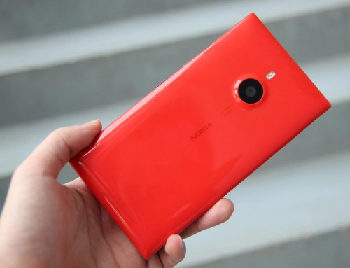 Nokia lumia 1520 - đối thủ xứng tầm của phablet chạy android - 2