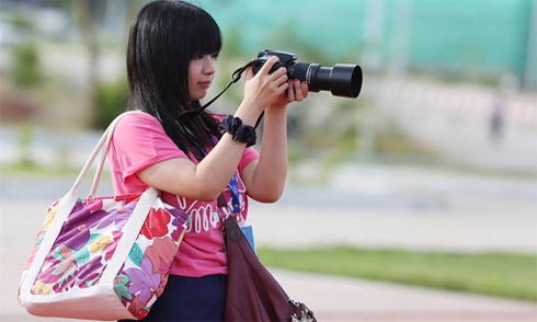 Nữ phóng viên nhật quyết theo đuổi công phượng đến malaysia - 3