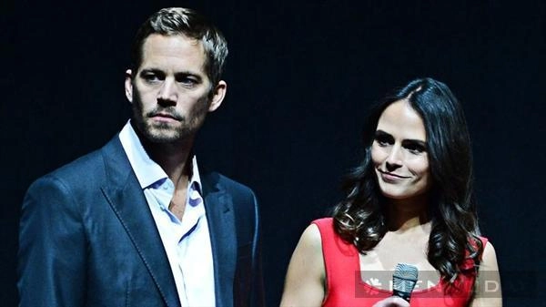 Phong cách thời trang đơn giản và nam tính của paul walker - 29
