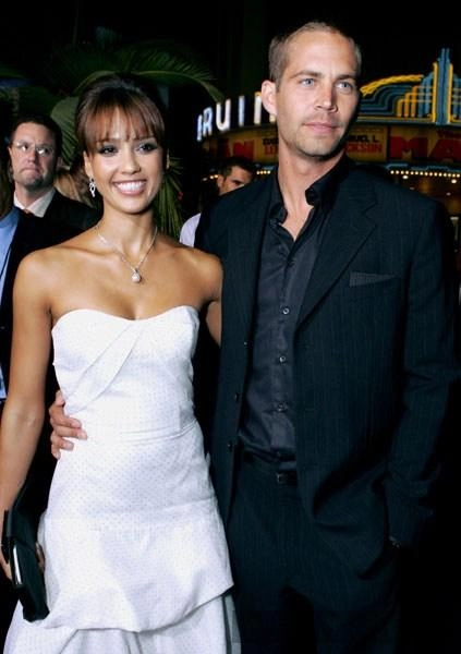 Phong cách thời trang đơn giản và nam tính của paul walker - 36