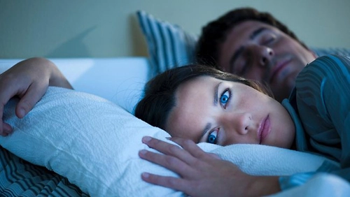 Phụ nữ cần ngủ nhiều hơn nam giới - 1