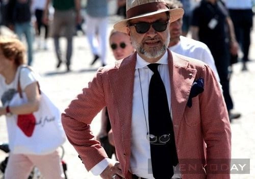Street style cực chất của các tín đồ thời trang tại milan - 14