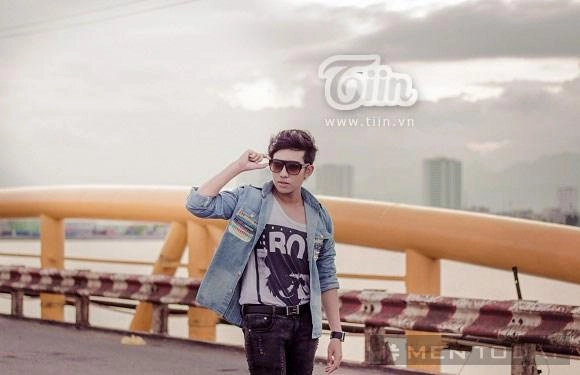 Style nam tính của hot boy đình đám tại đà nẵng - 10