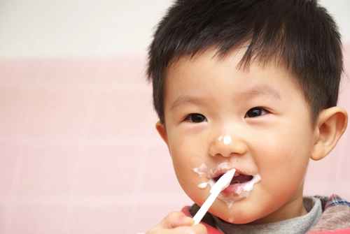 Trẻ không nên ăn quá nhiều váng sữa - 3