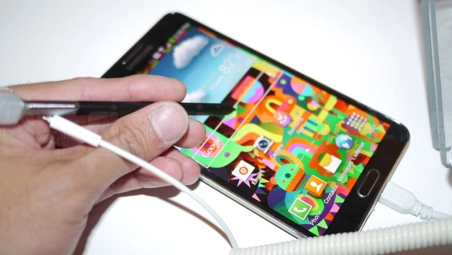 Trên tay galaxy note 3 note iii bá đạo với bút s-pen - 2