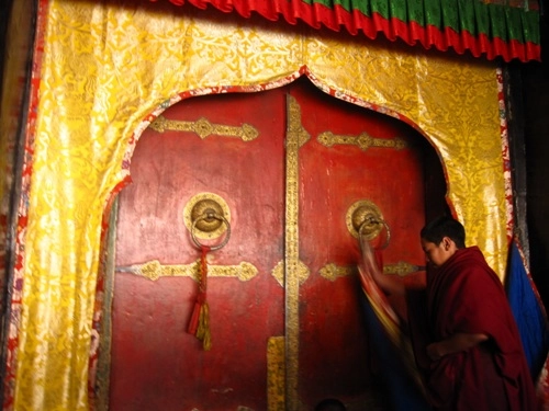 Tu viện sakya nguy nga của tây tạng - 2