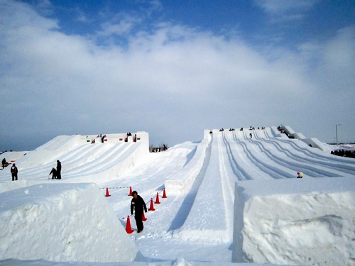 Tưng bừng lễ hội tuyết tại sapporo - 3