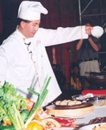 Yan can cook món ăn việt nam rất tuyệt - 1