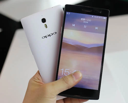 10 smartphone đáng chú ý bán ra trong tháng 4 - 4