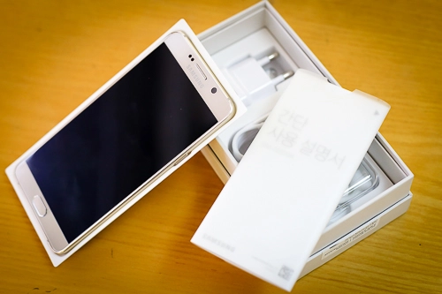 5 smartphone thay thế iphone 6s plus - 1