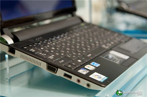 Acer aspire one là netbook chạy windows 7 - 5