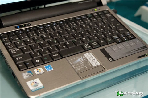Acer aspire one là netbook chạy windows 7 - 8