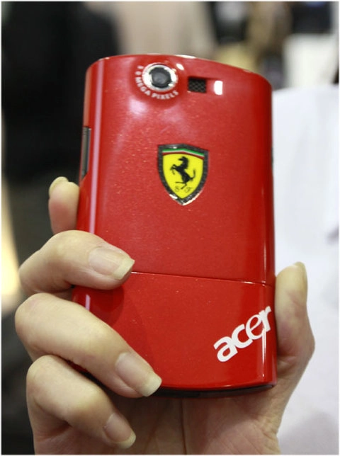 Acer liquid e phiên bản ferrari - 3