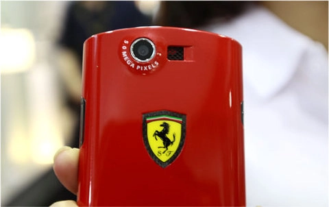 Acer liquid e phiên bản ferrari - 4