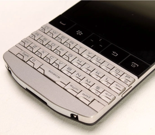 Ảnh đập hộp blackberry porsche design p9981 chính hãng - 10