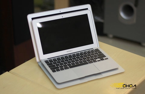 anh em macbook air 2010 đọ dáng - 4