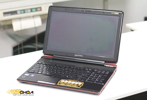 Ảnh laptop 3d không kính của toshiba - 3