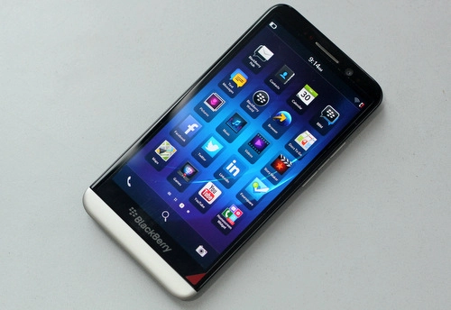 Ảnh mở hộp blackberry z30 ở việt nam - 3