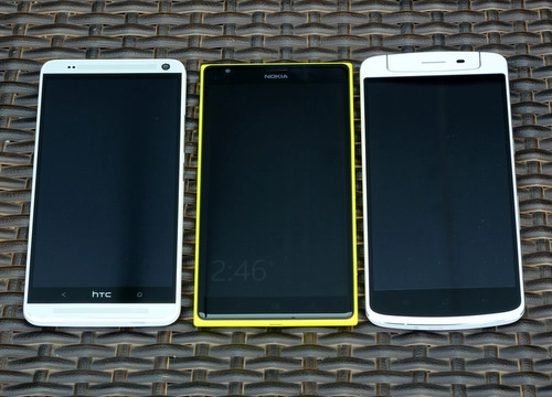 Ảnh so sánh nokia lumia 1520 oppo n1 và htc one max - 2