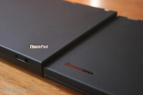 Ảnh so sánh thinkpad t400 và t400s - 2