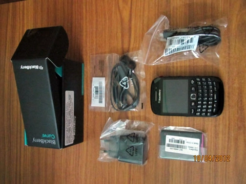 Ảnh thực tế blackberry curve 9220 - 3