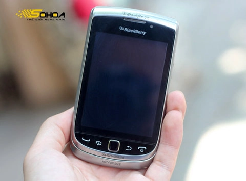 Ảnh thực tế blackberry torch 2 ở vn - 2