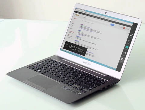 Ảnh thực tế hai laptop đầu tiên chạy windows 8 của samsung - 4
