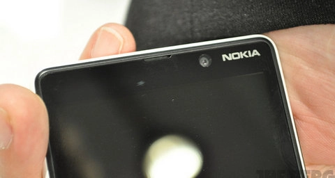 Ảnh thực tế nokia lumia 820 đa màu sắc - 7